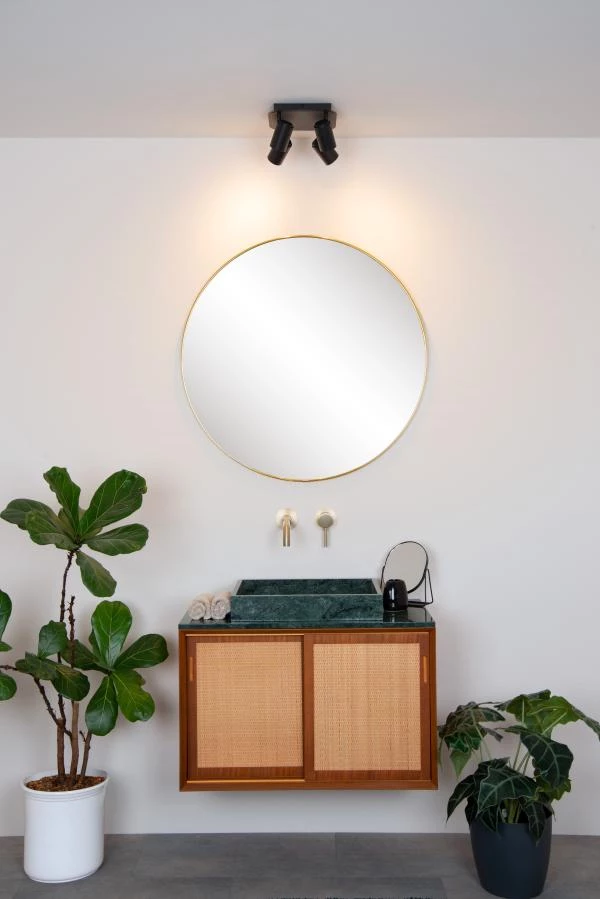 Lucide LENNERT - Spot plafond Salle de bains - LED Dim. - GU10 - 4x5W 3000K - IP44 - Noir - ambiance 1